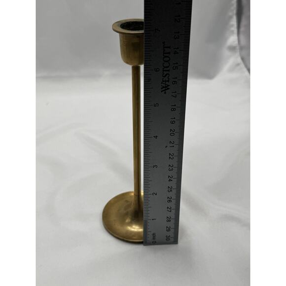 Vintage Tiered Brass Candlestick Set Of 5 Holiday Christmas Decor MCM Taiwan - Picture 9 of 10